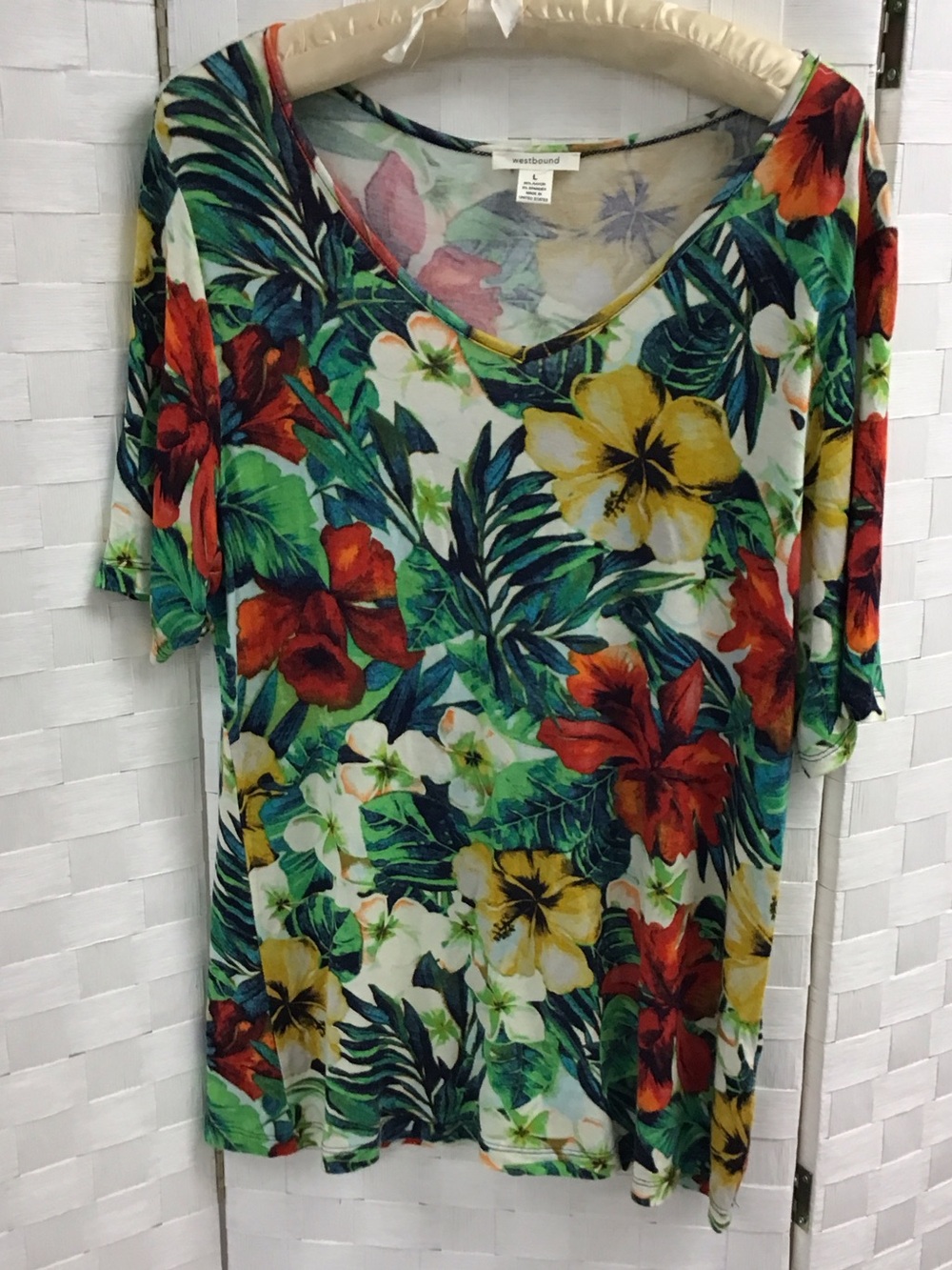 Westbound Tropical Floral V-Neck Short Sleeve Tee - Red, Yellow, Green